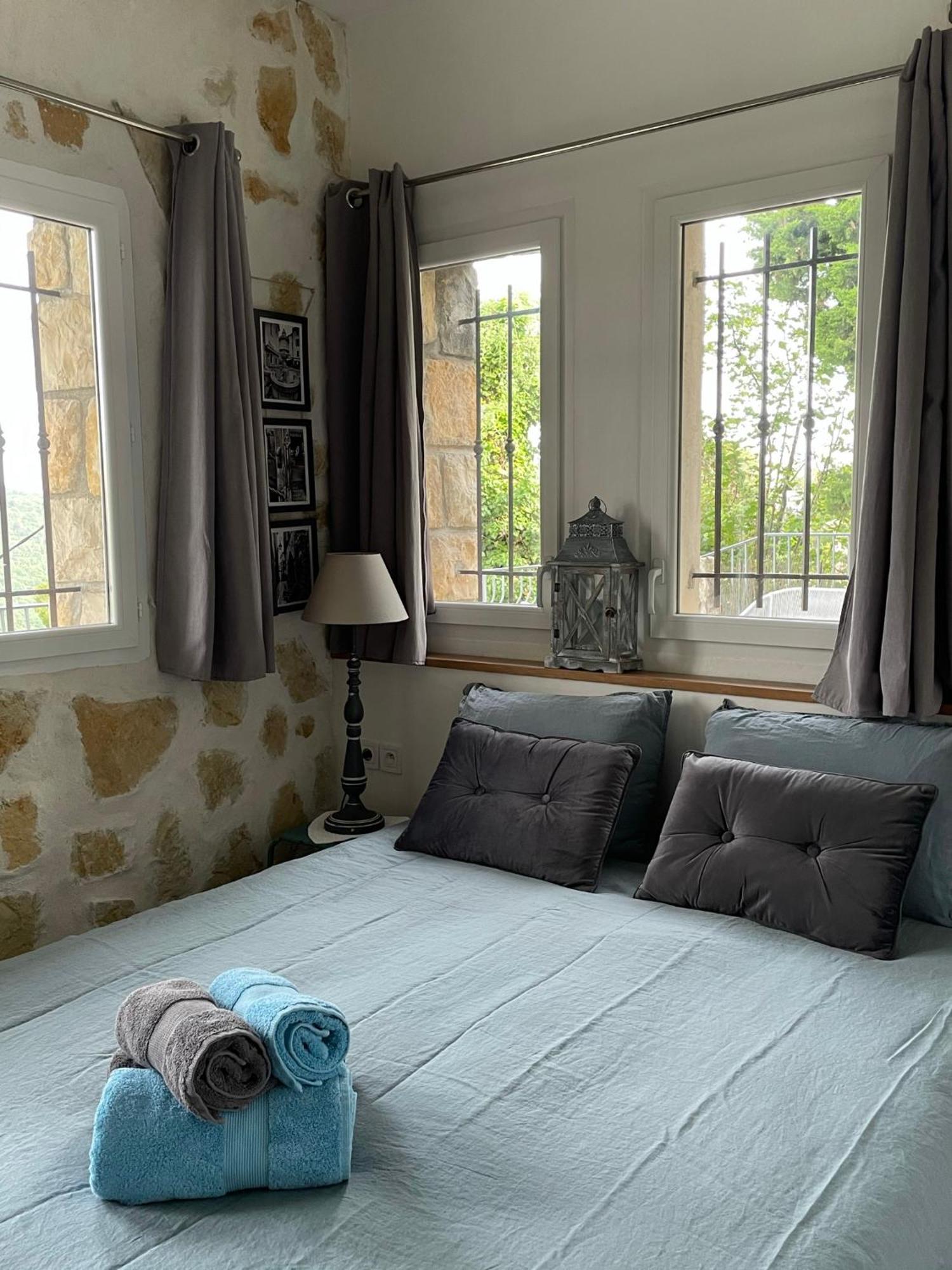 Bed and Breakfast Au Pied Des Baous Vence Exteriér fotografie